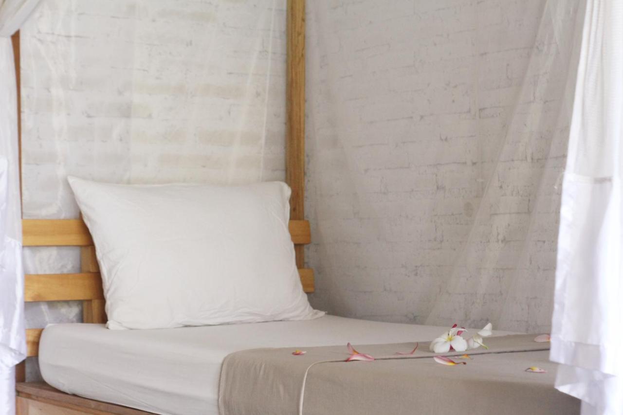 Jungle House - Surf & Stay Pulukan Εξωτερικό φωτογραφία