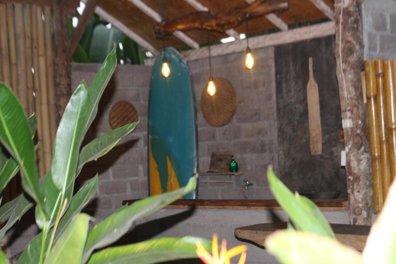 Jungle House - Surf & Stay Pulukan Εξωτερικό φωτογραφία