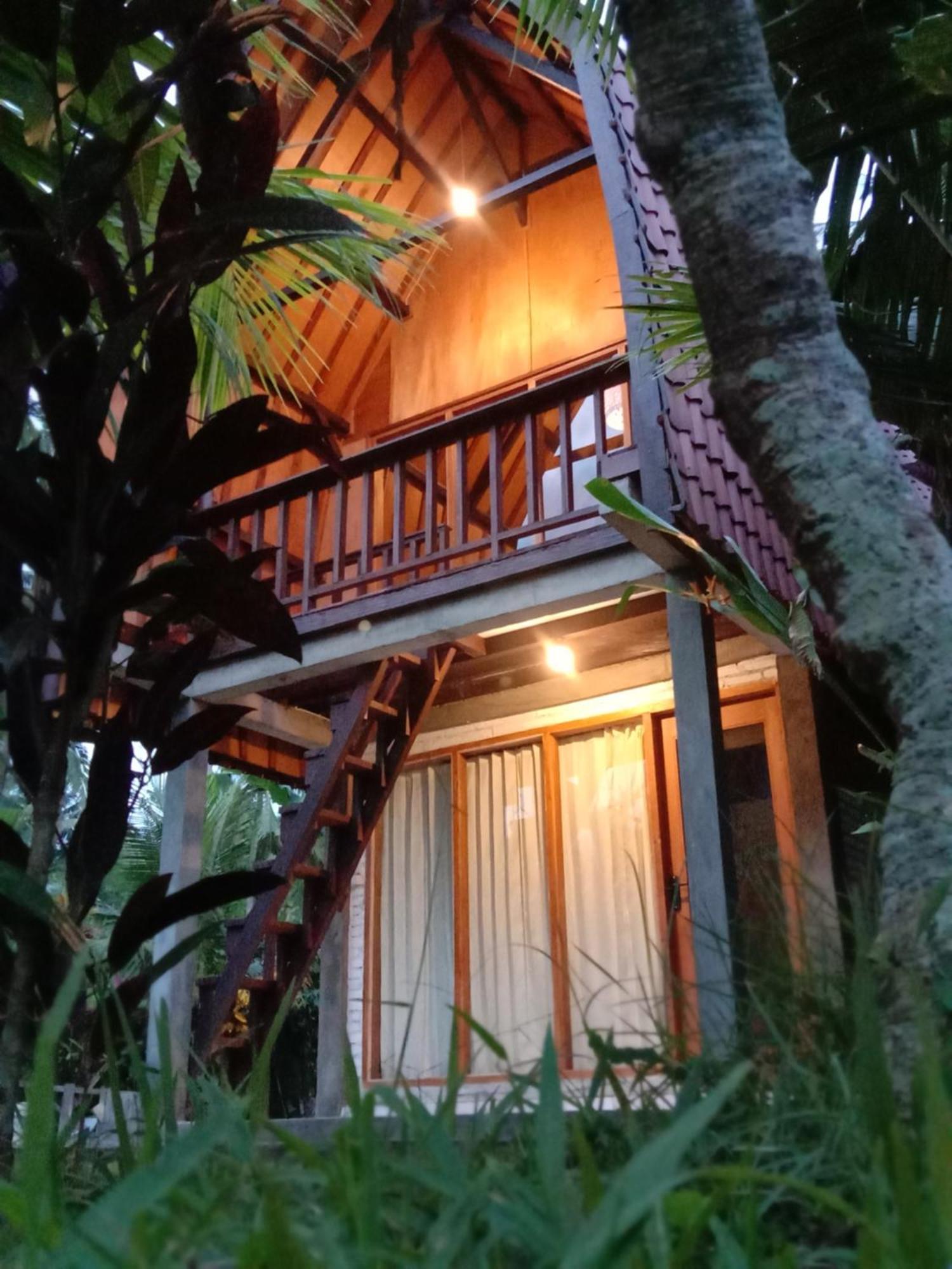 Jungle House - Surf & Stay Pulukan Εξωτερικό φωτογραφία